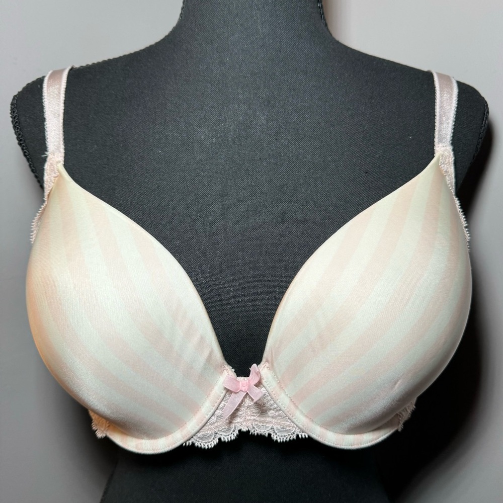 Victoria’s Secret 32DDD Stripes Dream Angels Perfect Coverage Bra